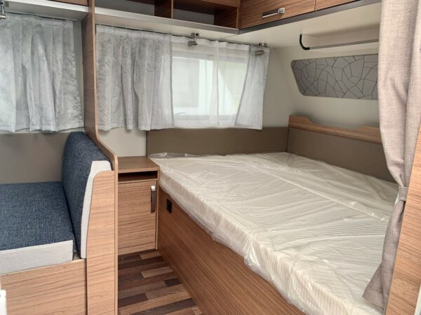 WEINSBERG CARAONE 550QDK – Image 2