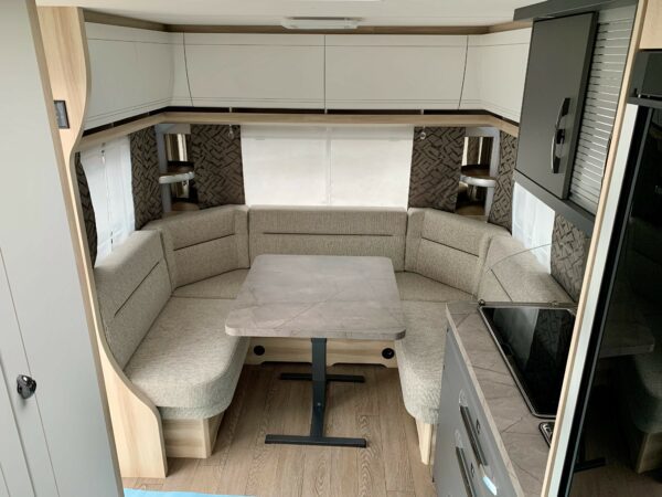 HOBBY 460 UFE DE LUXE – Image 4