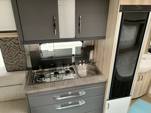 HOBBY 460 UFE DE LUXE – Image 5