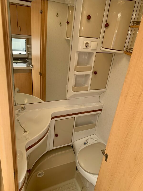 CARAVANE HOBBY 440 SF DE LUXE – Image 4