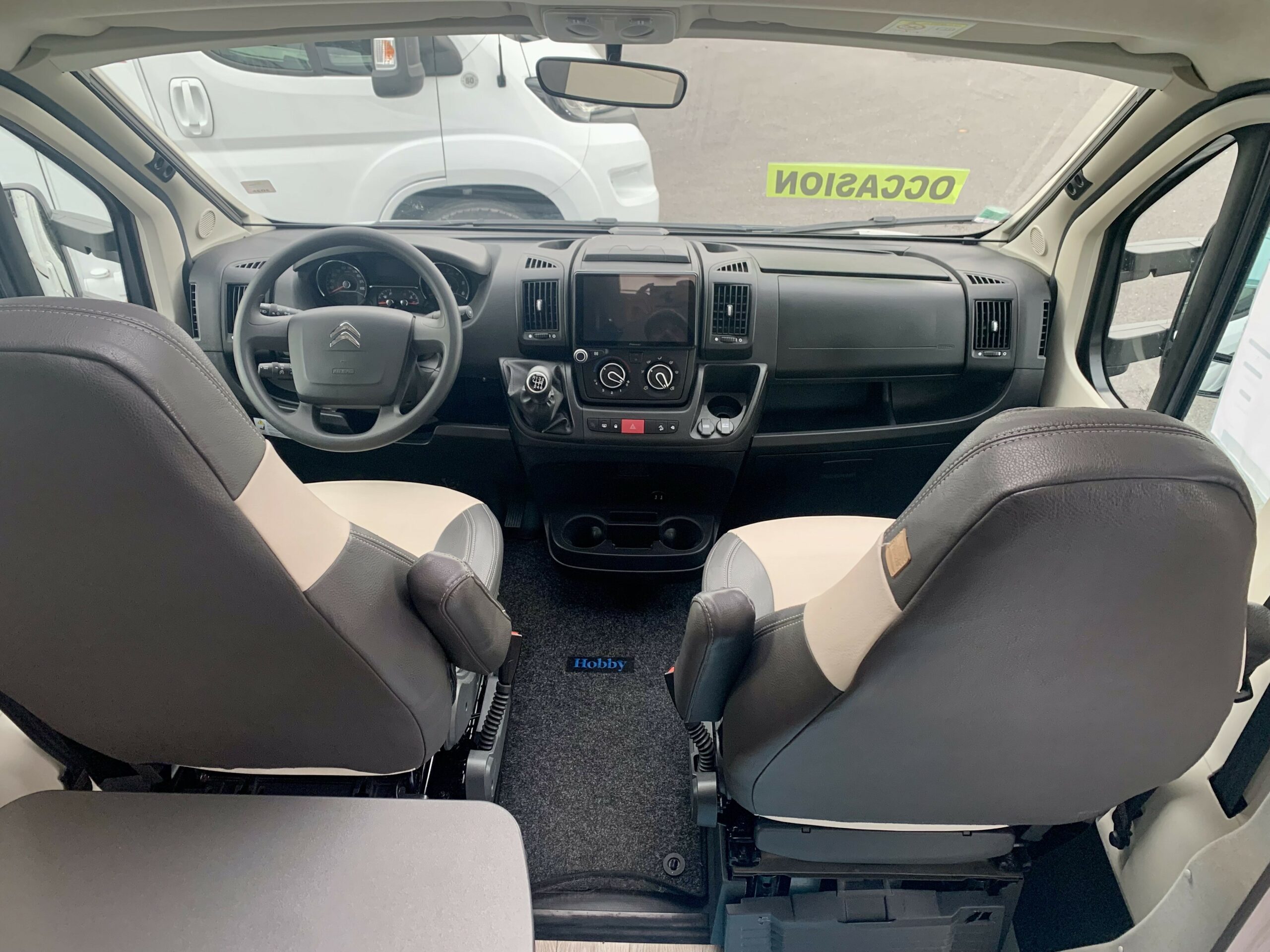 CAMPING-CAR HOBBY V65 GQ – Image 2