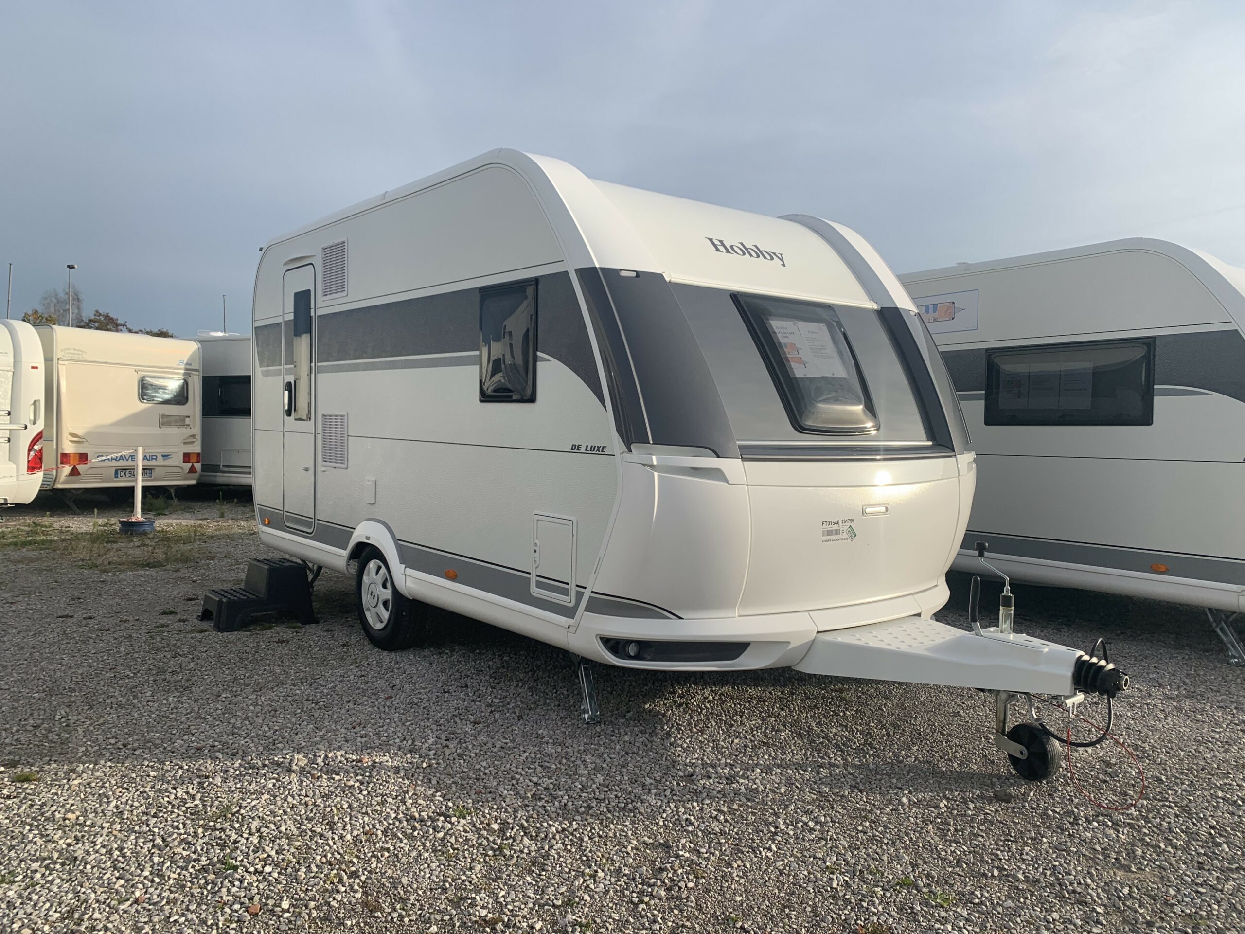CARAVANE 400 SFE DE LUXE