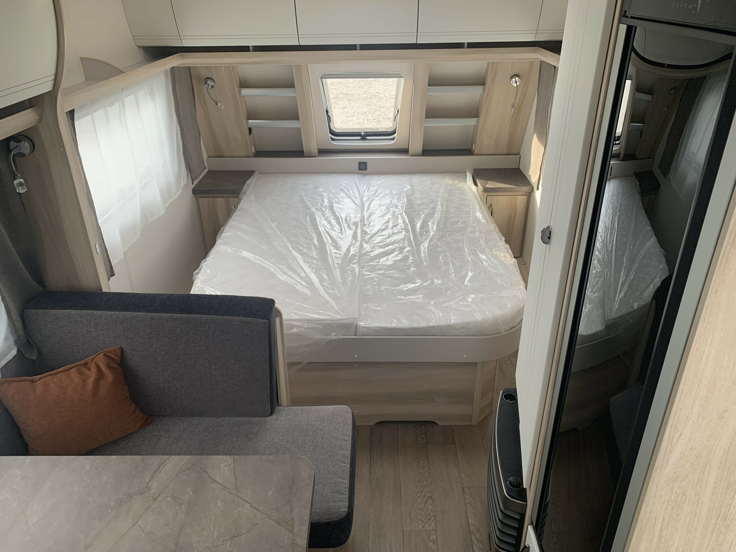 CARAVANE HOBBY 460 SFF LUXE – Image 4