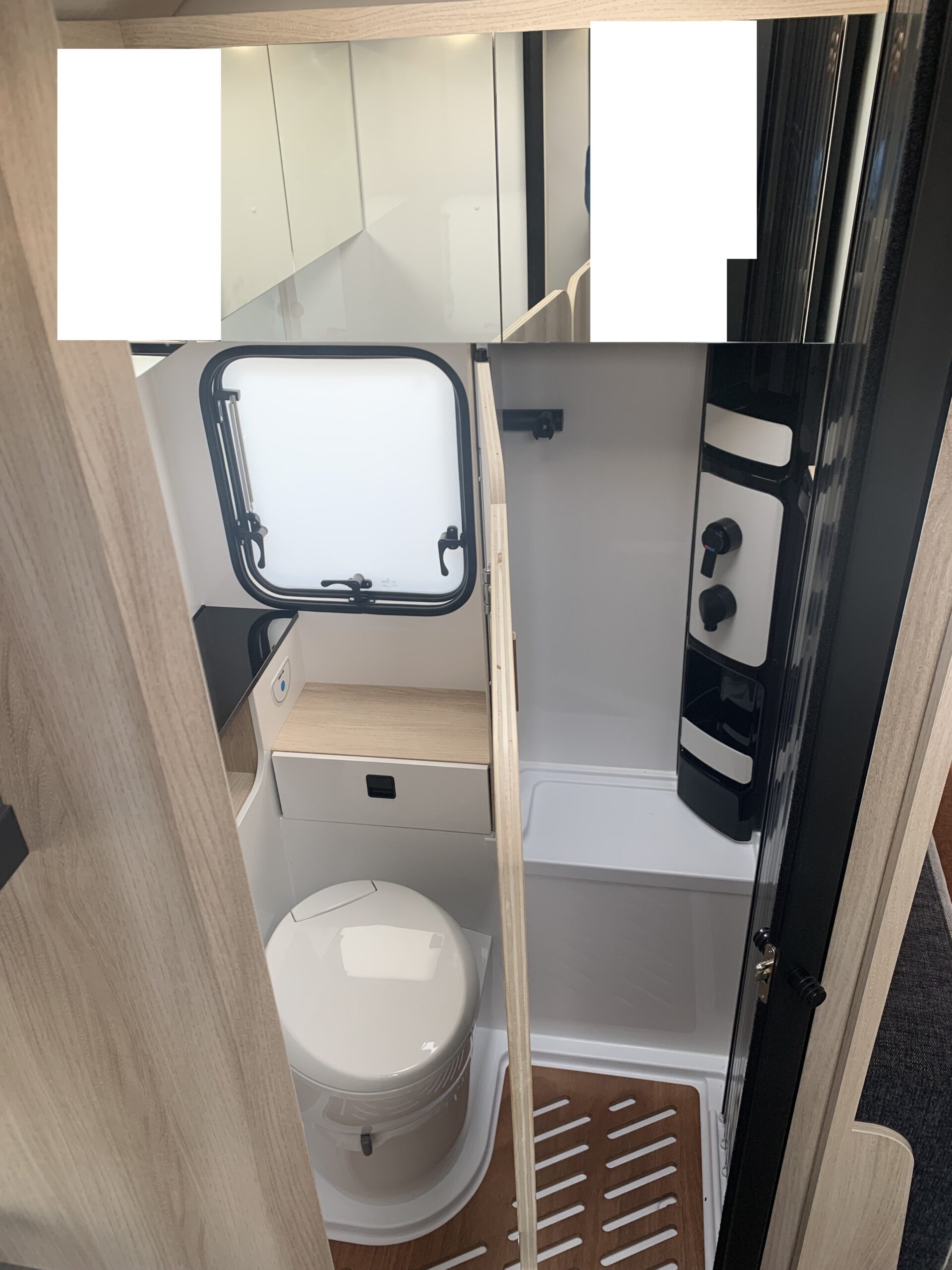 CARAVANE HOBBY 460 SFF LUXE – Image 5