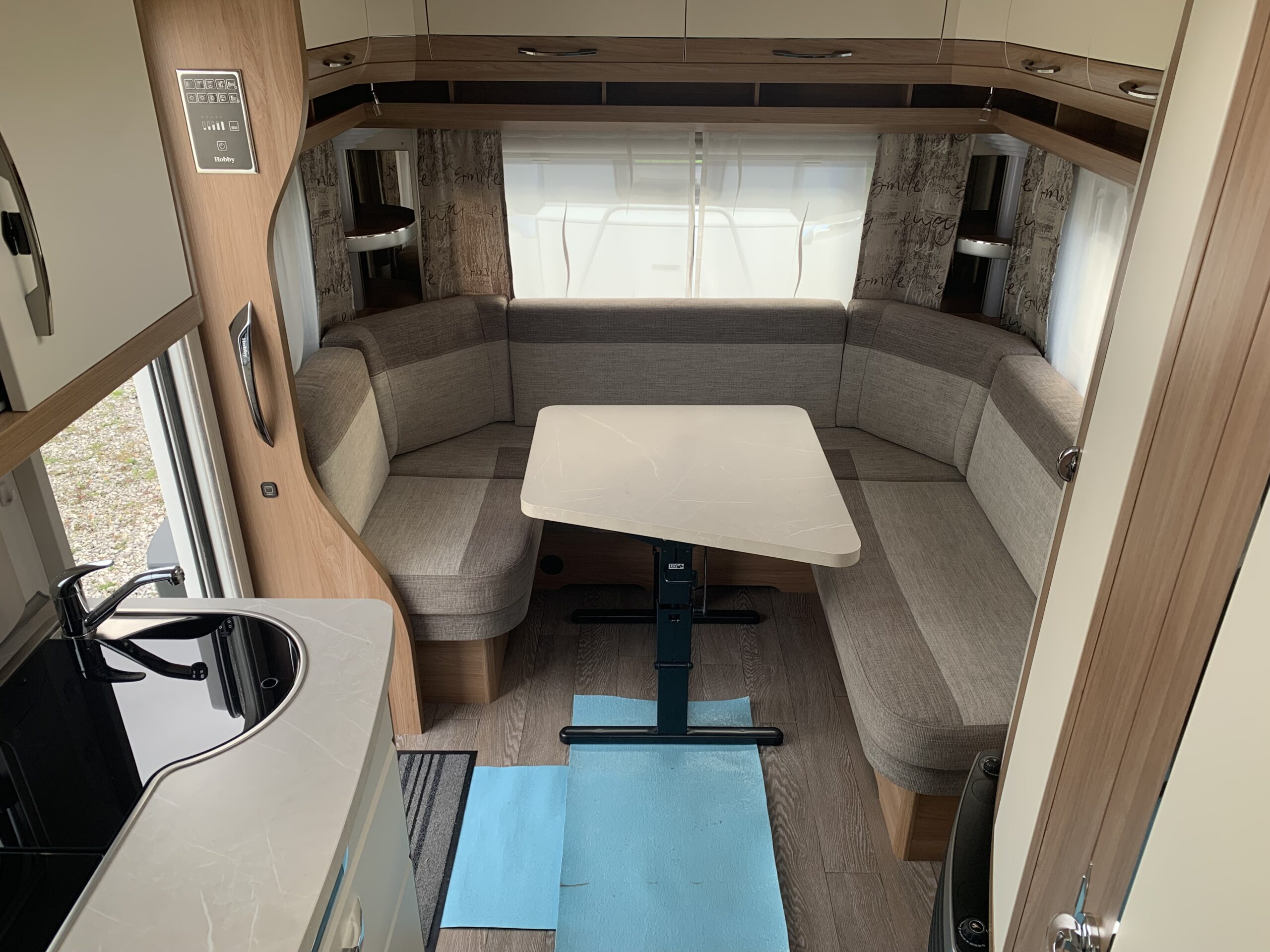 CARAVANE HOBBY 495 UL DE LUXE – Image 10