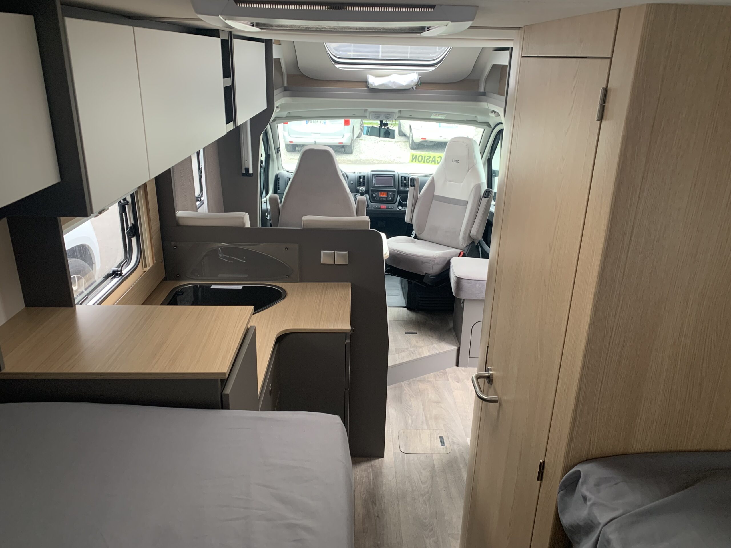 CAMPING-CAR LMC TOURER LIFT 660 G – Image 12