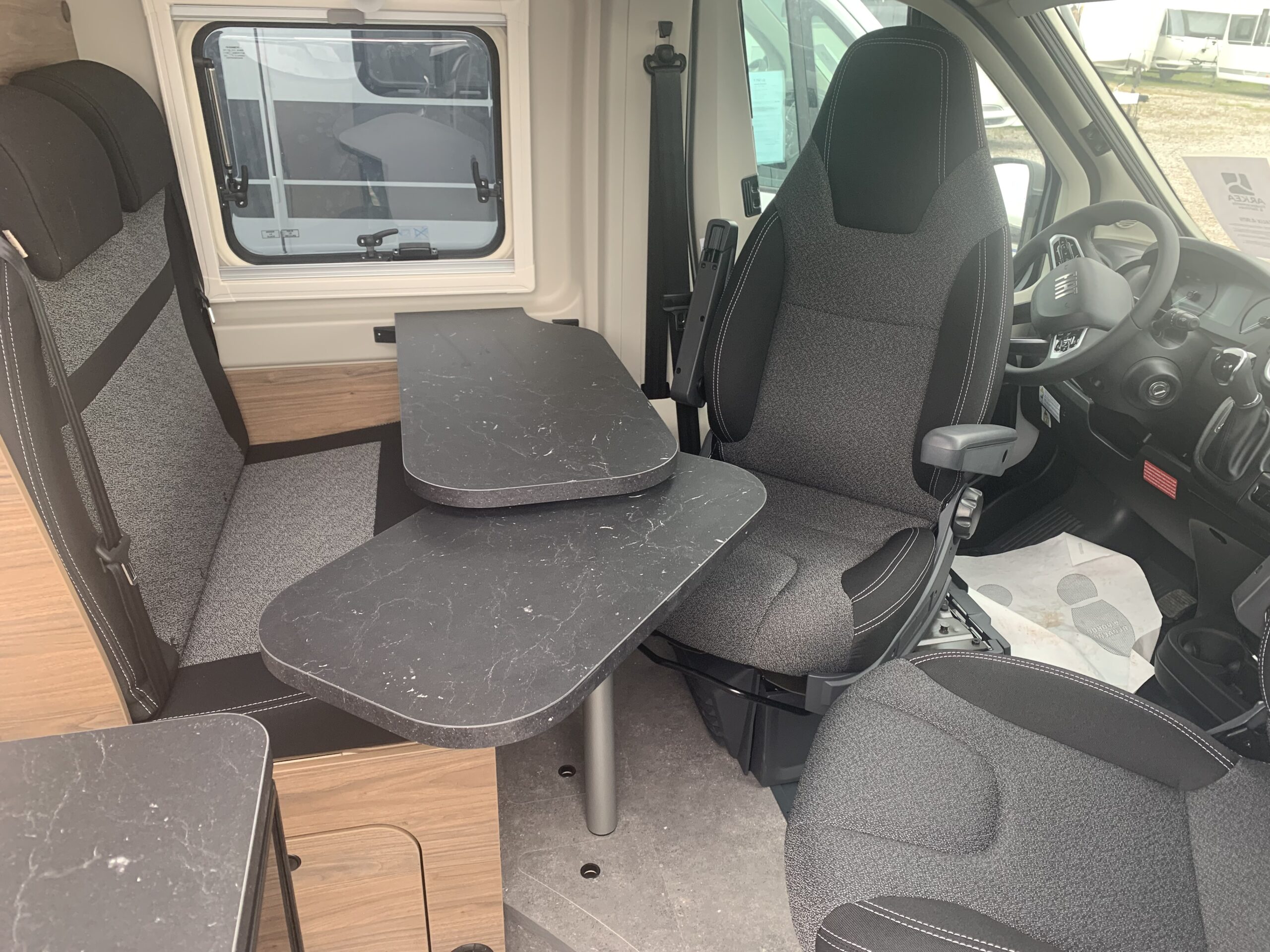 FOURGON CORIGON CV 60 S ET TOUJOURS LE TAUX A 4.90% – Image 3