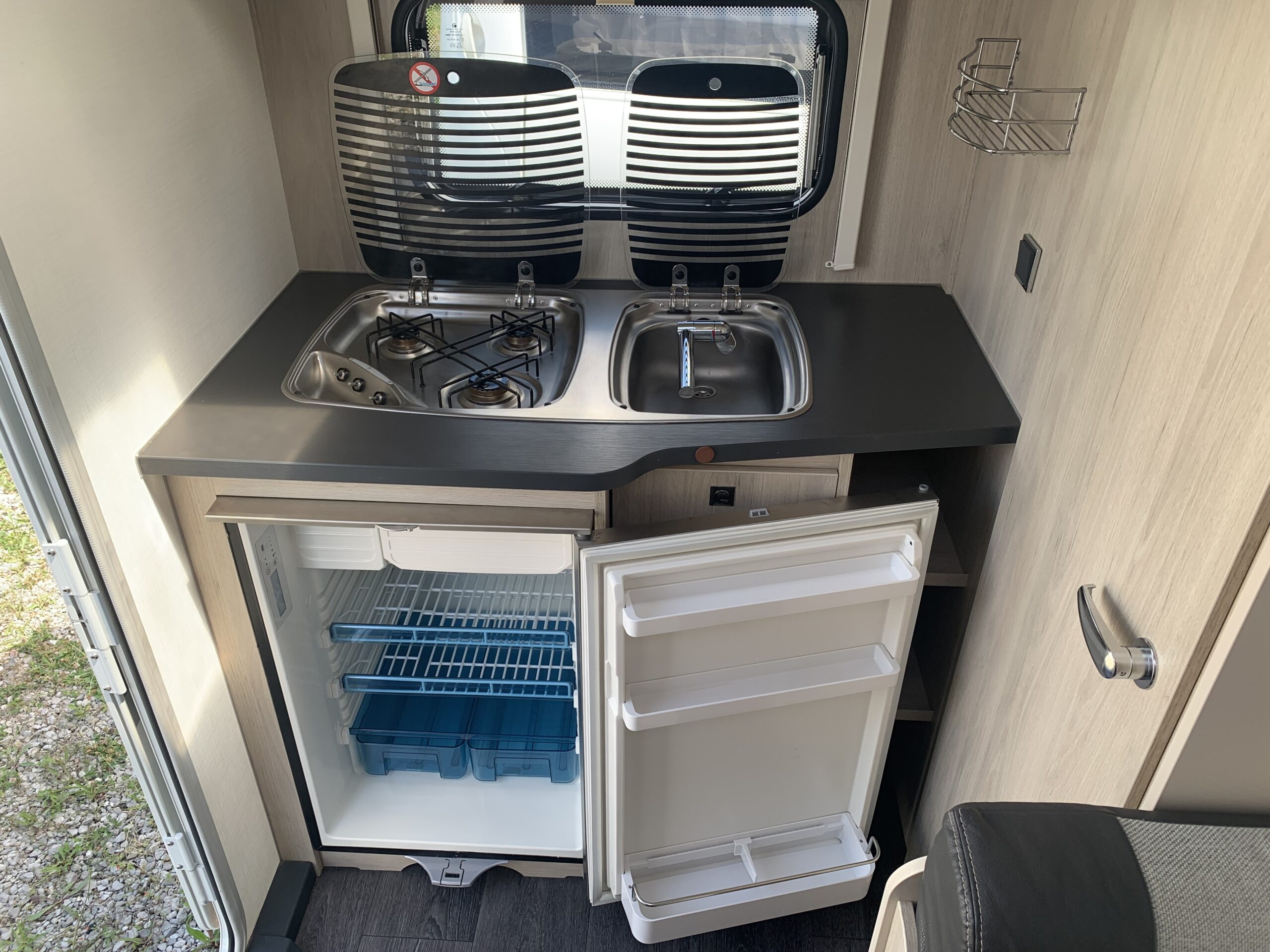 CARAVANE CARAVELAIR ANTARES LUXE 460 – Image 8