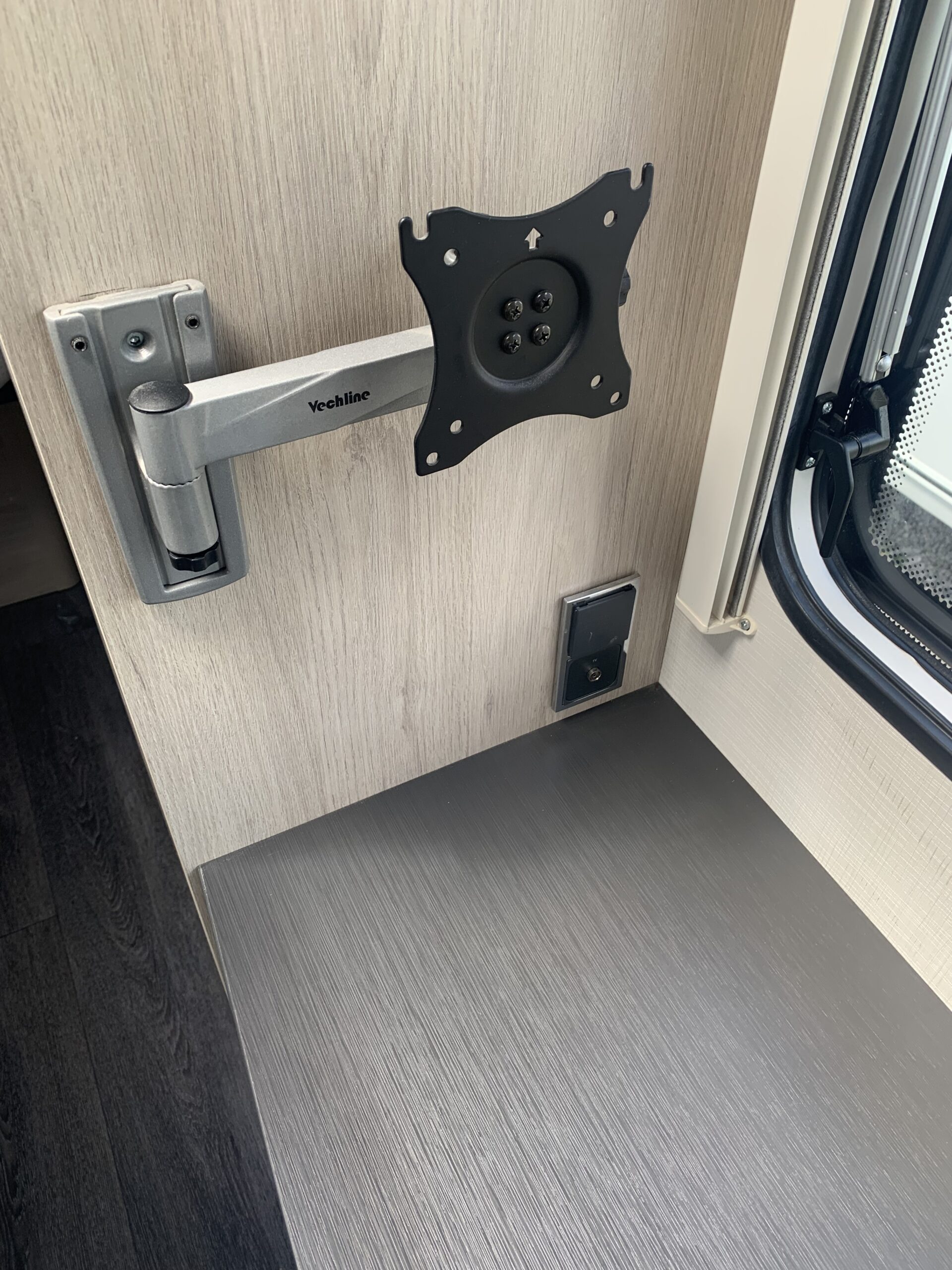 CARAVANE CARAVELAIR ANTARES LUXE 460 – Image 12
