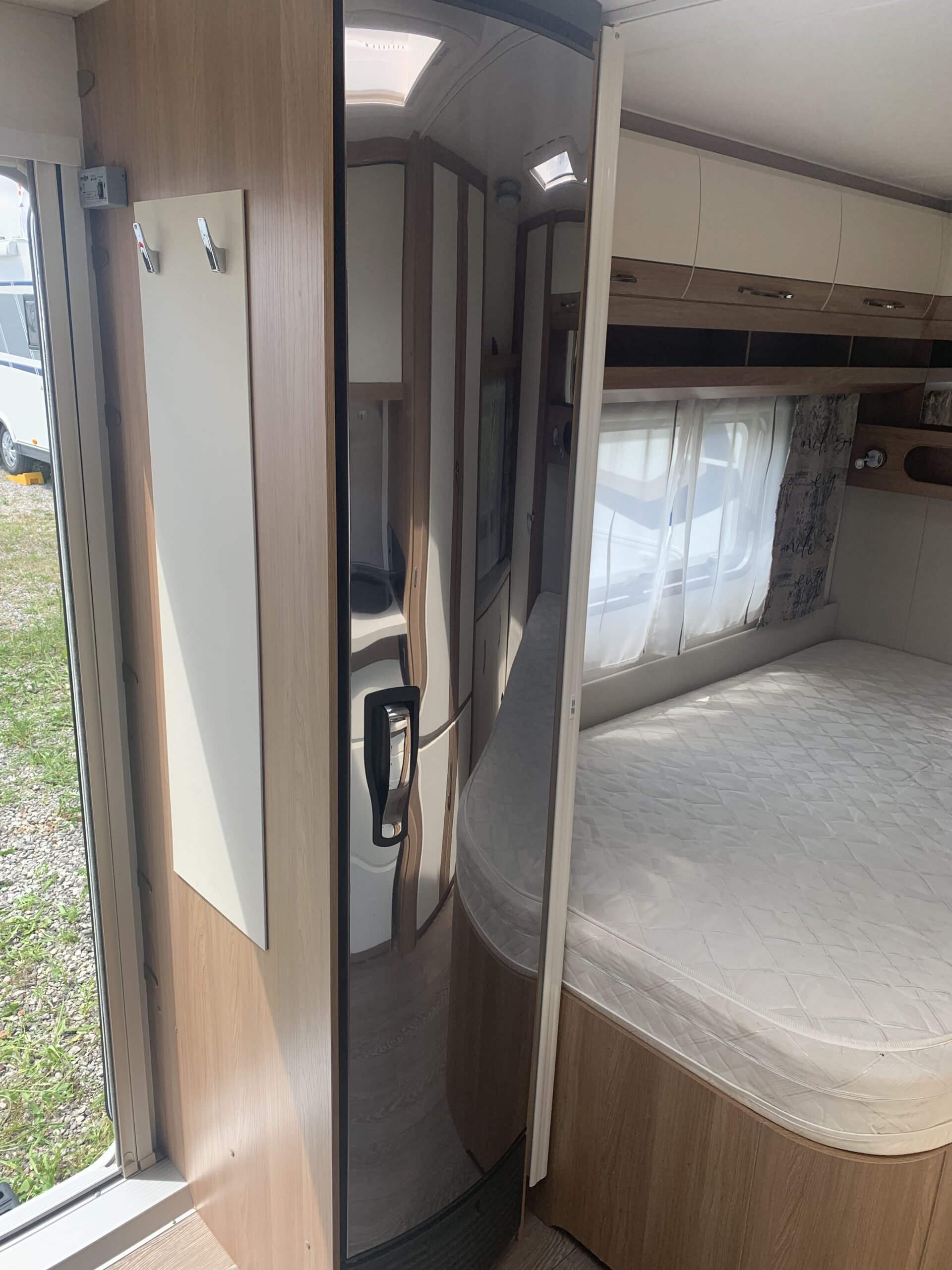 CARAVANE HOBBY 495 WFB DE LUXE – Image 6