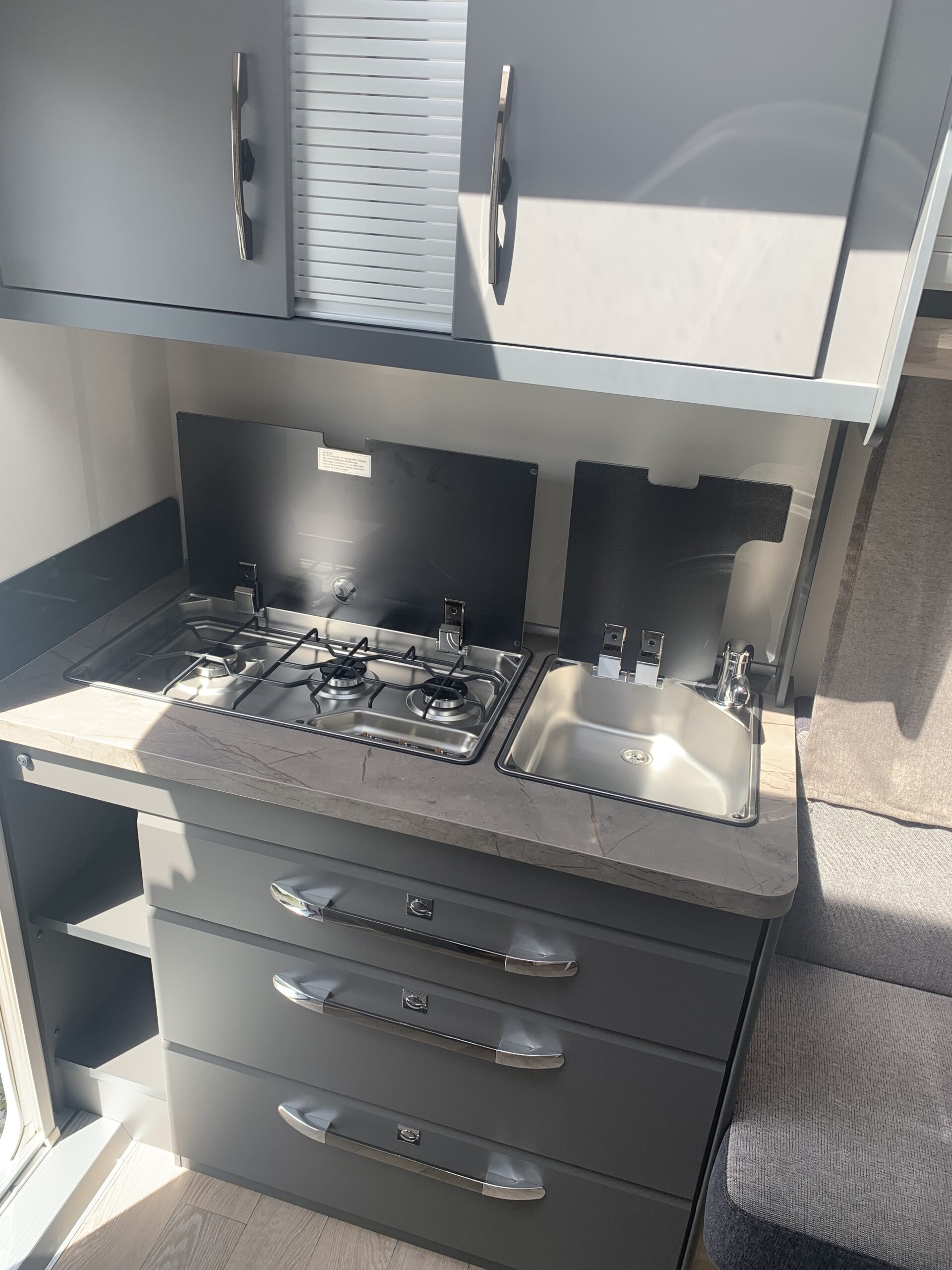 CARAVANE HOBBY 400 SFE DE LUXE 2026 – Image 10