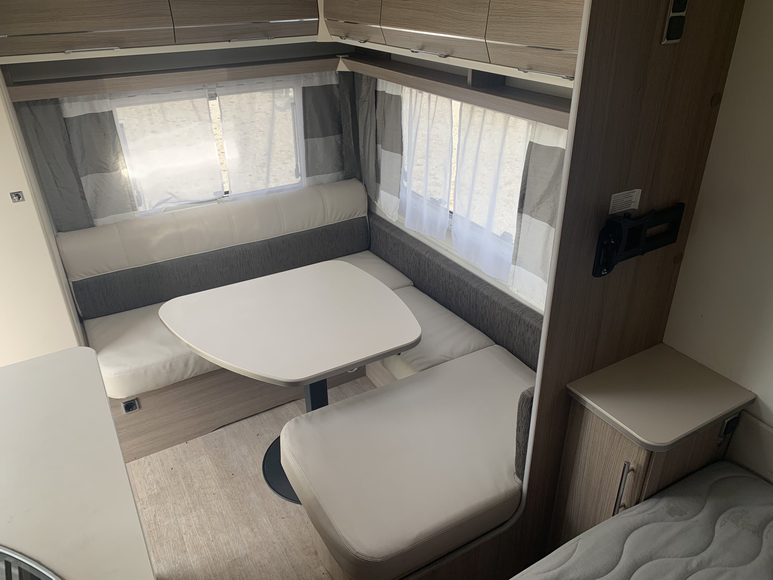 CARAVANE CARAVELAIR 420 ALLEGRA – Image 7